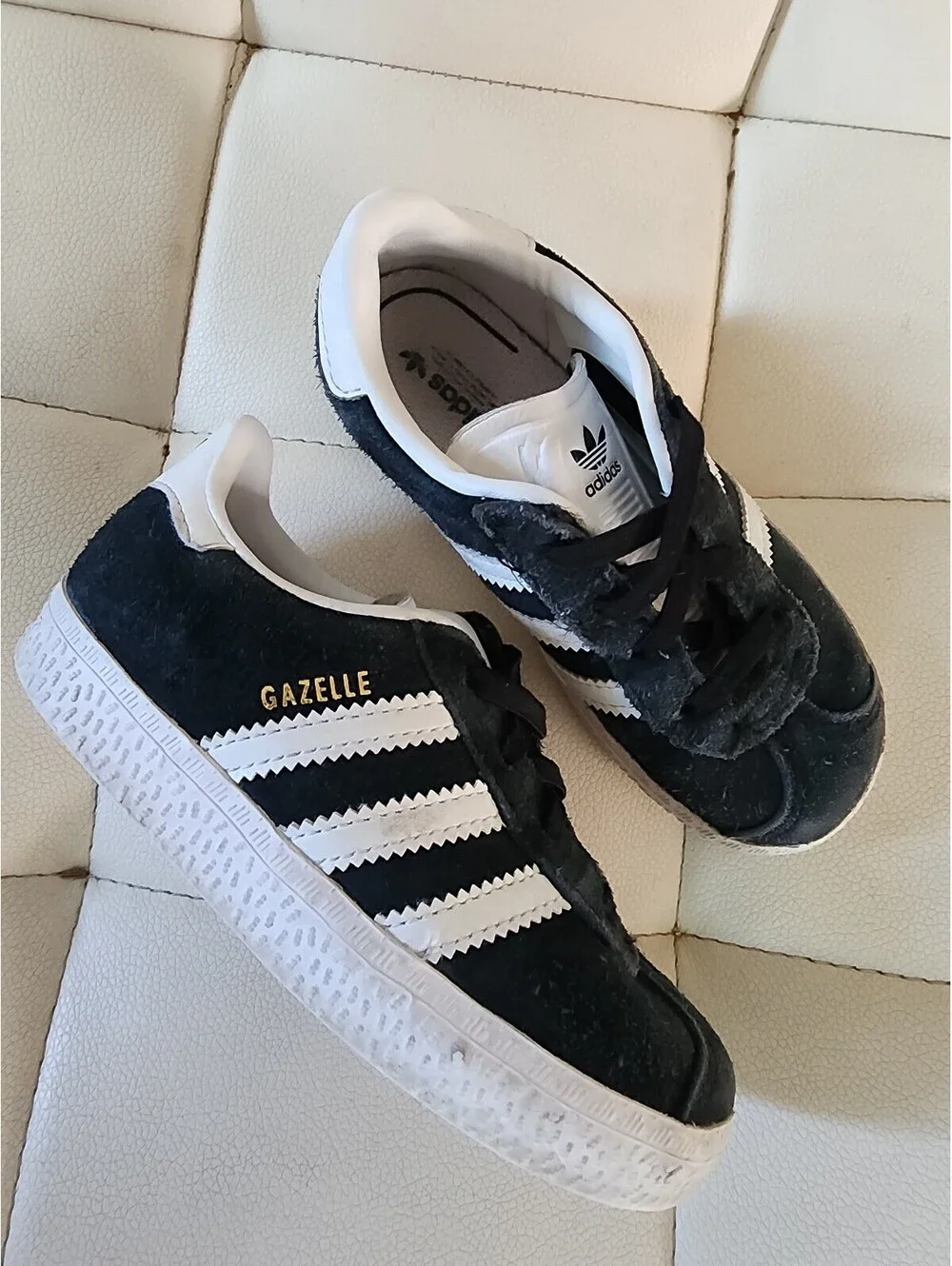 Sz 8.5 - Kids adidas Gazelle Black Suede Comfortable Sneakers